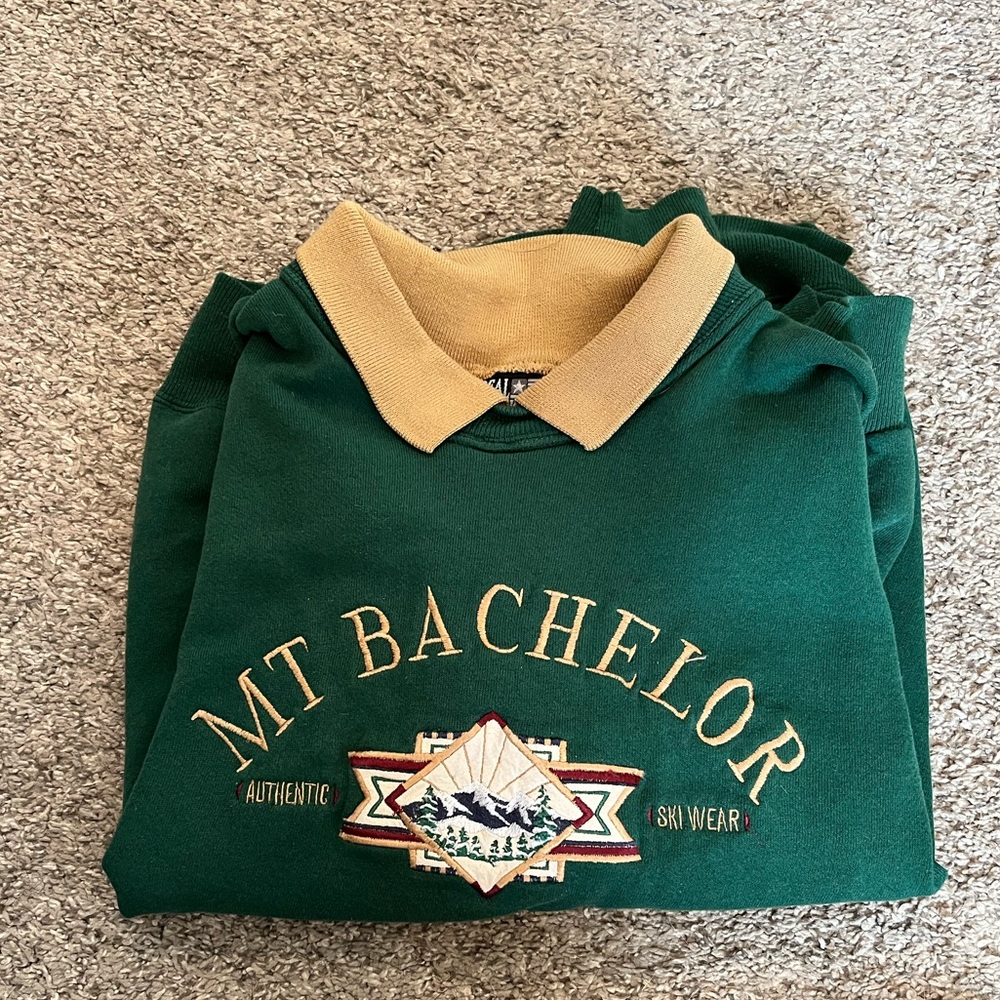 Vintage Mt. Bachelor sweatshirt